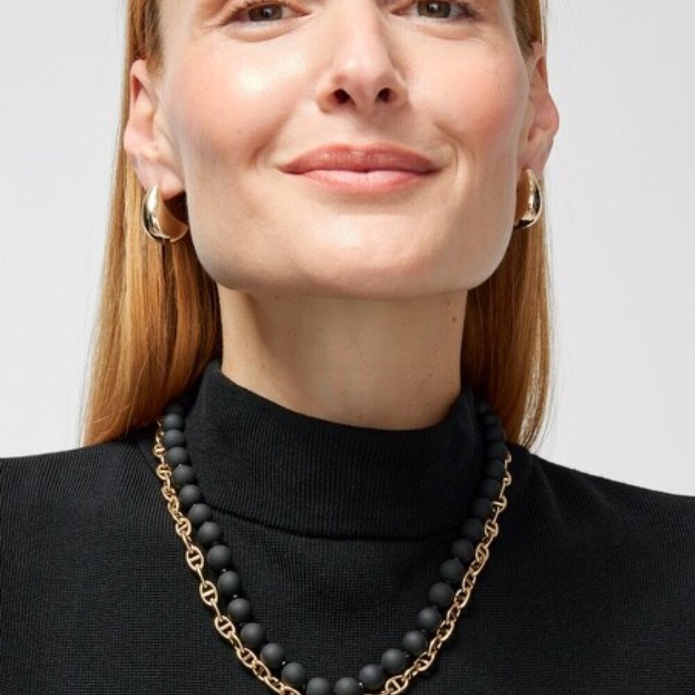 NWT Chico's Magnetic Mix Black Matte Gold Necklace